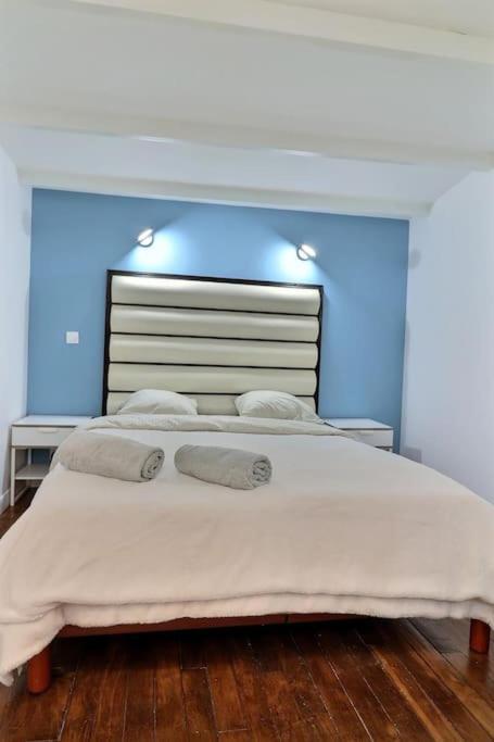 Unique Loft Apartment Located 15 Minutes From The Champs Elysees 생투앙 외부 사진